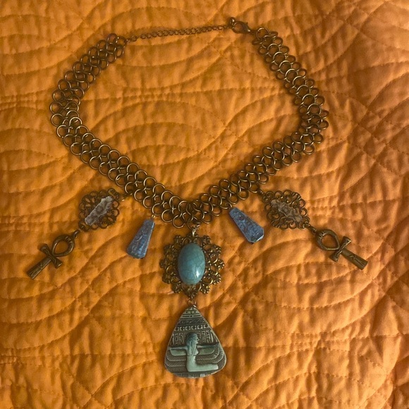 Vintage Moon Goddess Isis Egyptian necklace. It is missing something on top - Picture 5 of 8